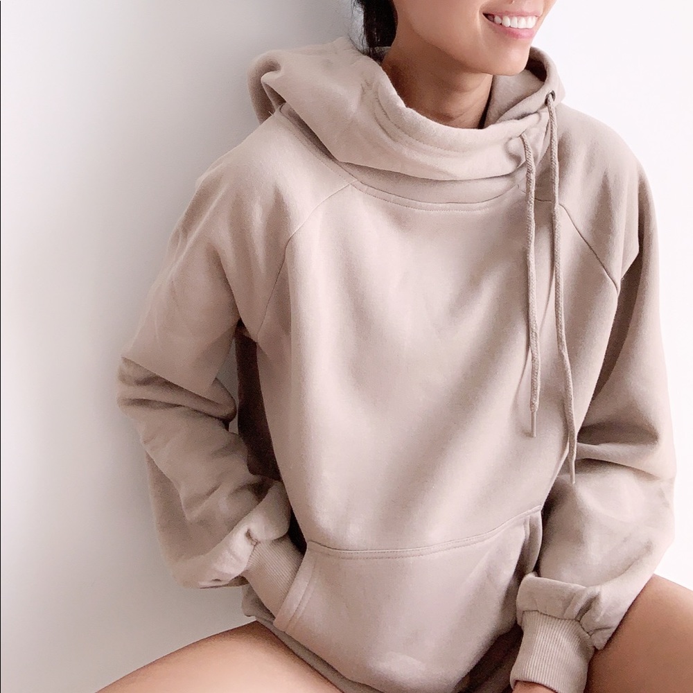 Jogger Set, Neutral Tone - Picture 5 of 8